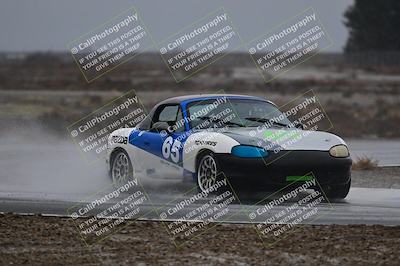 media/Nov-15-2025-CalClub SCCA (Sat) [[7bfa5a7151]]/Race/Group 4/